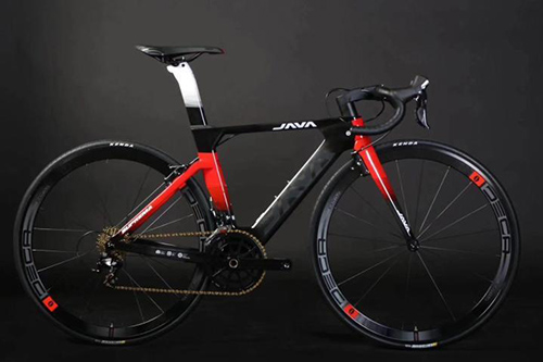 碳纤维自行车对比普通自行车好在哪里？
