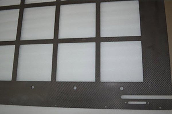 光伏晶硅太阳能电池用耐高温碳纤维载板