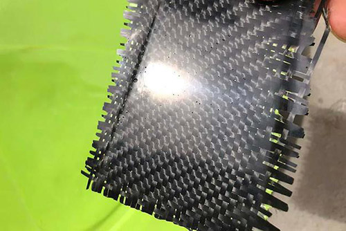 碳纤维板表面针孔说明性能质量不好吗?