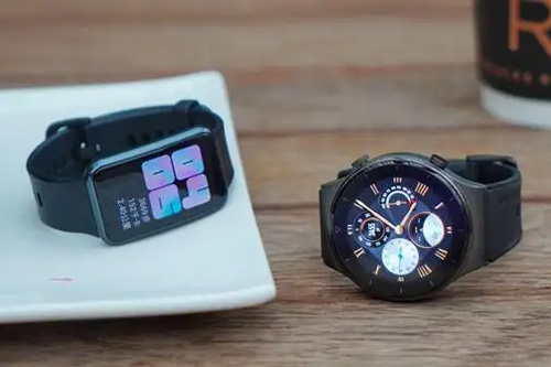 华为新专利，智能手表碳纤维外壳加入导电层
